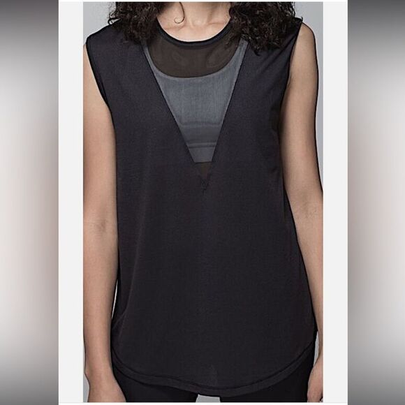 Lululemon Lab Edge Tee Sleeveless Tank Top Black Knit Mesh "V" Insert size Small - Picture 10 of 14